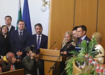 Официално: София вече има нов кмет, Терзиев положи клетва (снимки)