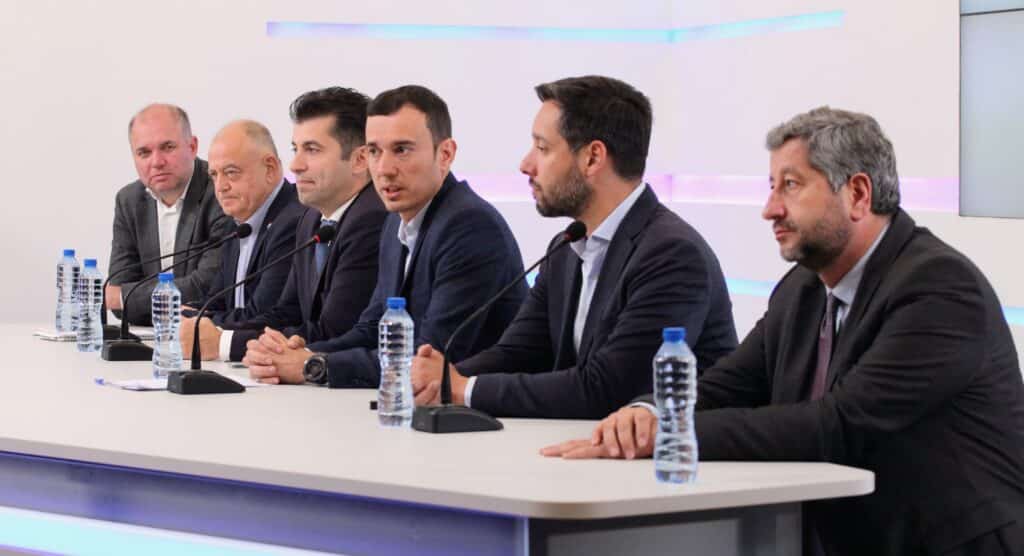 Десните обещаха да не разделят столицата (снимки) 5 IMG 8693