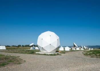 Vivacom и Eutelsat Group стартират в България четвъртата в Европа наземна станция