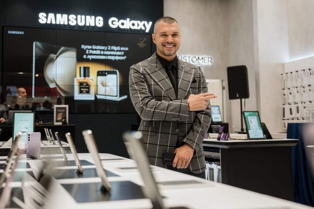 Samsung Store Ring23