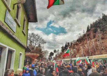 БДЖ пуска празничен влак по теснолинейката на 3 март