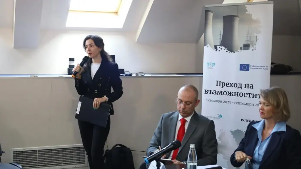 Познати ли са мерките по кохезионната политика на ЕС в Кюстендил 5 thumb 1040x585 img 9775