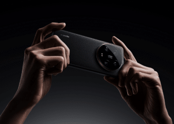 Vivacom предлага новия флагман Xiaomi 14 Ultra в комплект със смарт часовник