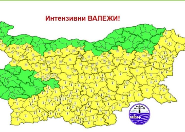 Жълт код за горещо време и гръмотевични бури 1 991 ratio nimh karta dyzhd slynce 12 iuni