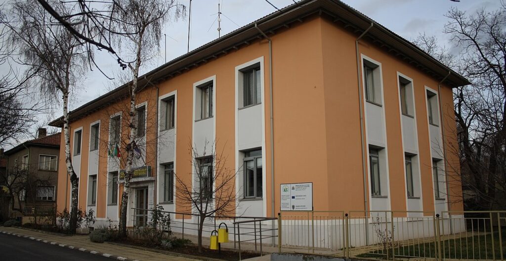 Община Брезник