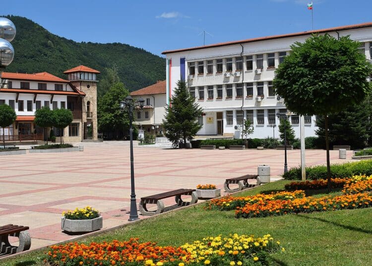 etropole