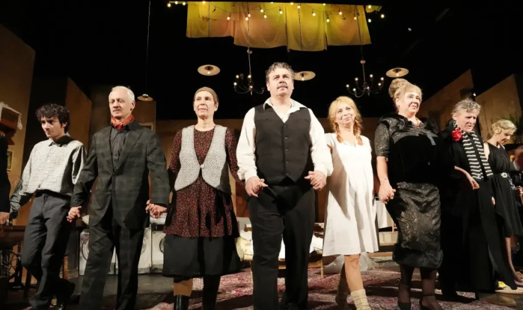 fenomenalnite artisti na aleksandar morfov zakriha scena na krastopat 1