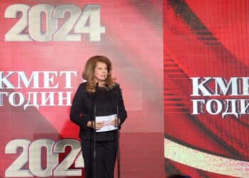 Йотова: Когато успява местната власт, успяваме всички ние