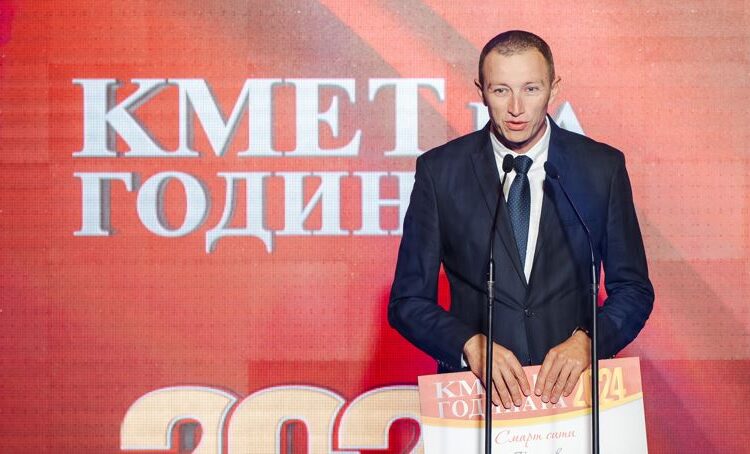 Успешният кмет познава проблемите на хората 1 Снимка: Борислав Данчов