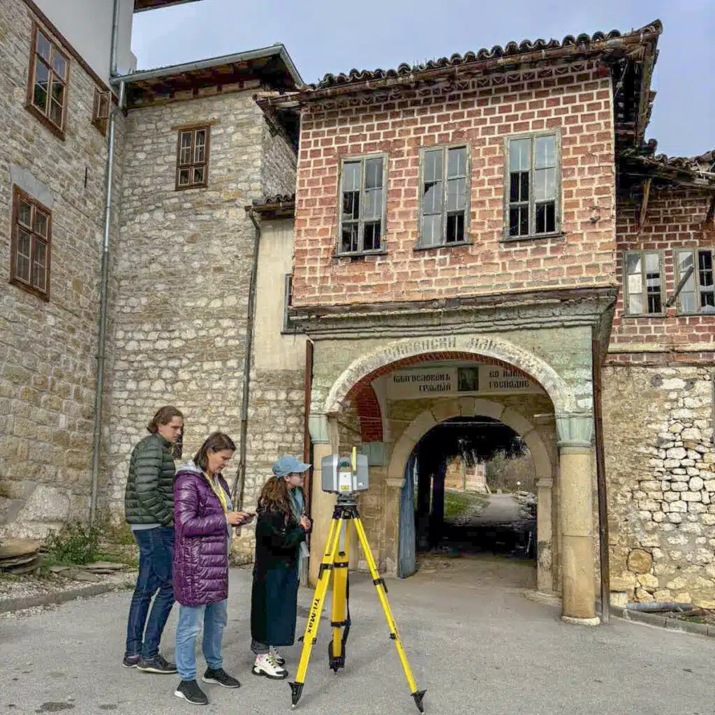 Спасяват Преображенския манастир с наземно лазерно сканиране 1 1 6