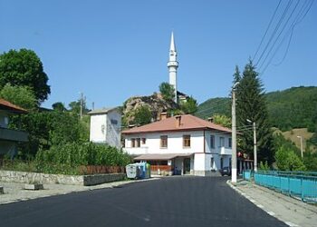 В смолянско село възстановяват тъкачеството