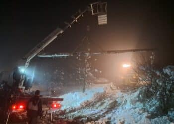 Възстановено е електрозахранването до всички населени места в Западна България