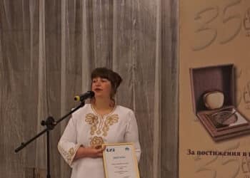 Наши учени работят върху нови съединения за борба с рака