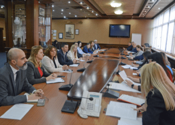 Варна обмисля въвеждането на такси за ползването на обществени територии