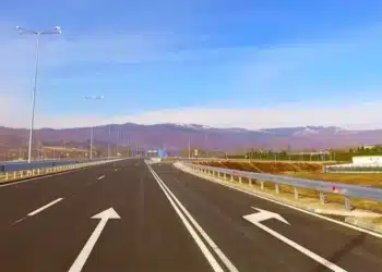 От май скачат и винетките