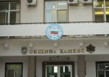 Съпругата на кмет инвестира във ВИК инфраструктура и я подари на общината