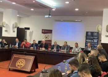 Кметът на Етрополе получи отличие за развитието на интелигентните градове