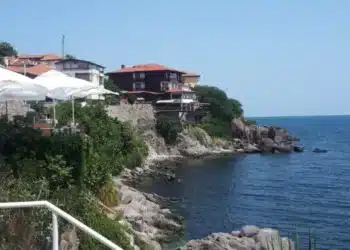 Водолази откриха край Созопол останки от османски кораб от 18. век