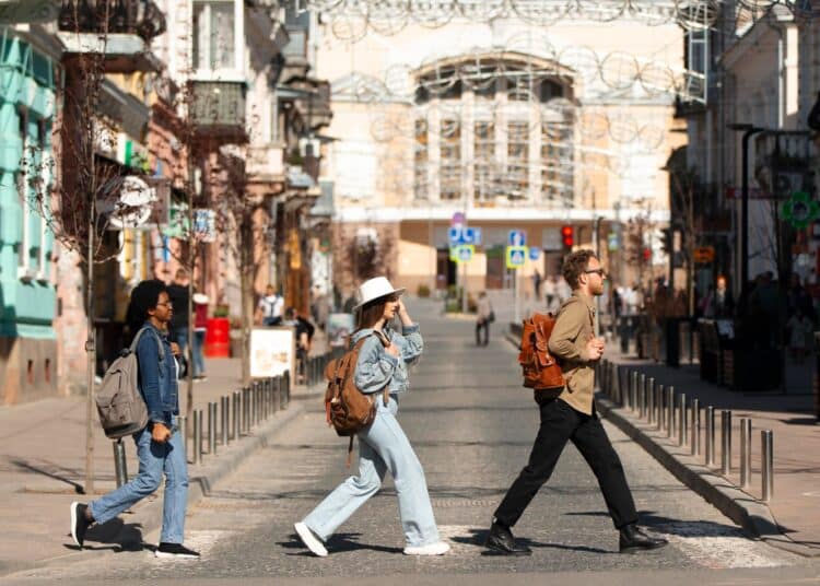 Затварят за коли емблематичната "Оксфорд Стрийт" в Лондон 1 Снимка: Freepik.com