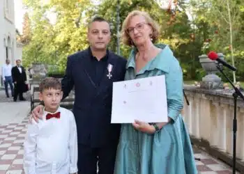 Боян Томов с кръст “За заслуга към Малтийския орден”