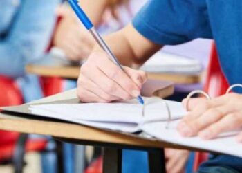 По вариант 2 работят седмокласниците на НВО по БЕЛ