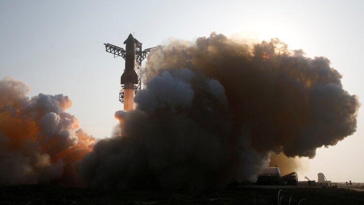 98e33649b6089fb245860c8d88efece2 2025 05 28t024831z 912835967 rc2iqeapkjjz rtrmadp 3 spacex starship musk