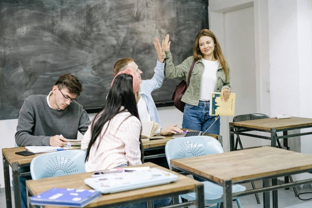 Габрово дава студентски стипендии за 11 професии 1 clasroom