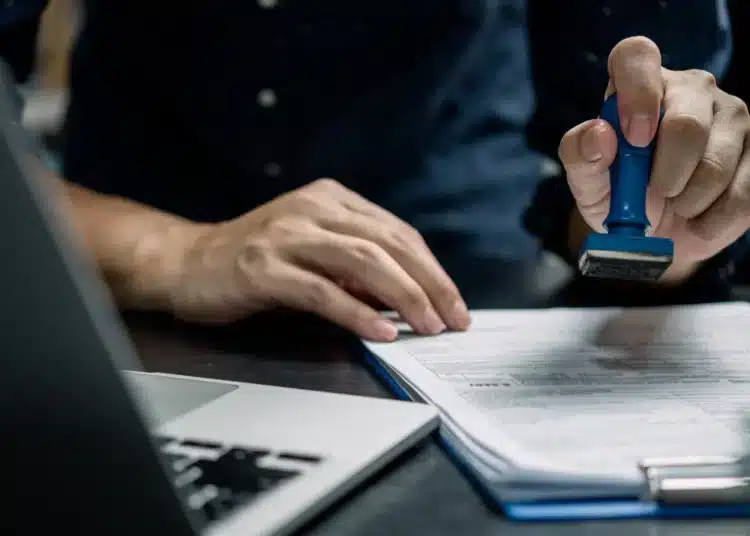 Заетостта се свива при младите и необразованите 1 linkedin newsletter 1