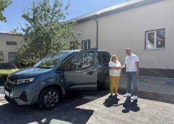 Самоков с нов автомобил за Центъра за обществена подкрепа