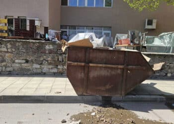 В Своге събраха 2000 тона повече отпадъци в сравнение с миналата година 2 В Своге събраха 2000 тона повече отпадъци в сравнение с миналата година