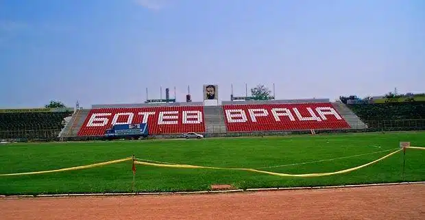 Тръгват ремонти на спортните обекти на Враца 2 VratzaStadion