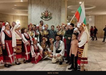 Ансамбълът на Царево изнесе спектакъл пред българска публика в Берлин
