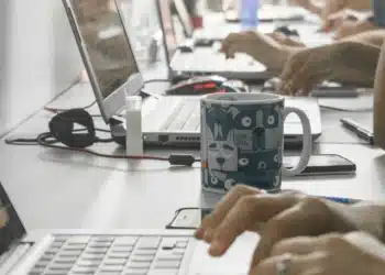 Ръстът на осигуровките като рецепта за бедност и сива икономика