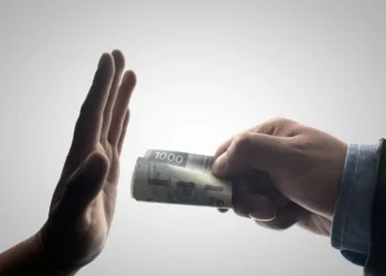 Власт без отчетност, бюджет без резултати