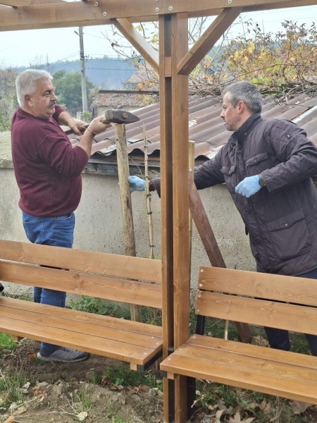 Гурково обновява детски еко кът в центъра на града 5 4 20