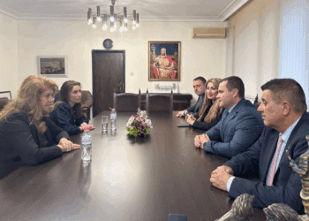 Вицепрезидентът Йотова обсъди в Русе нуждата от диалог между държавните институции и местната власт