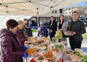 В Царево изложиха домашно приготвени продукти по автентични странджански рецепти