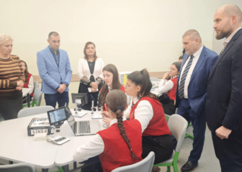 Плевен с модерен STEM център в професионалната гимназия по туризъм (снимки)