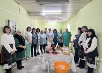 В Козлодуй почетоха Бабинден (снимки)