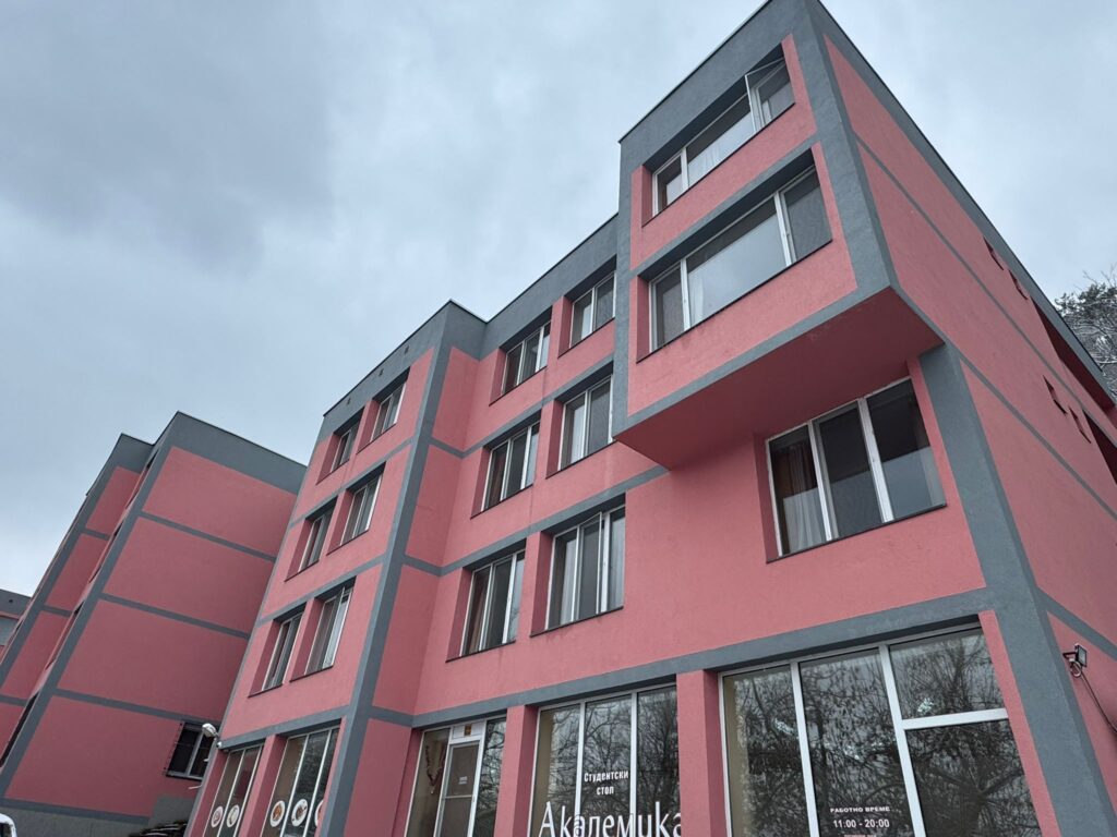 3. akademika
