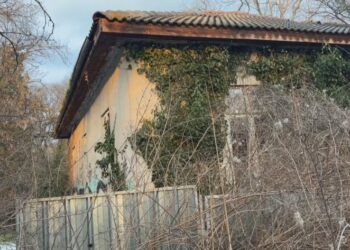 Къщата на създателя на Морската градина във Варна тъне в разруха