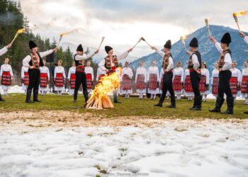 Етрополе почете Сирни Заговезни (снимки)