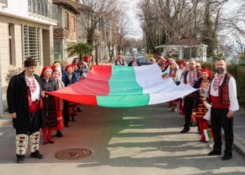 Шествие и празнична програма в Царево (снимки)