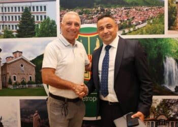 Етрополе открива зала на спортната история с кът на Стоичков