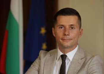 Кметът на Царево Марин Киров: Спешно трябва да се създаде министерство за бедствията и авариите