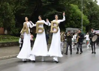 Козлодуй отбеляза най-светлия български празник (снимки)