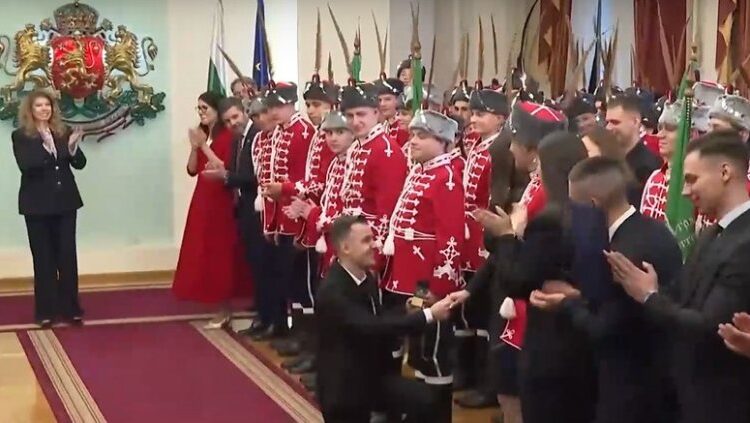 4 5