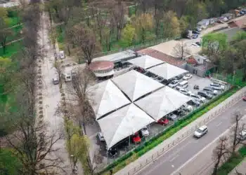 Теренът на “Капитолия” в Борисовата градина – вече само за зелена площ