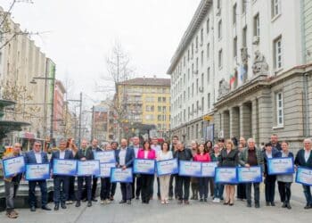 22 проекта в 16 области с финансиране по второто издание на грантовата програма  на „Капка по капка“