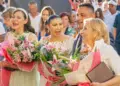Хиляди жители аплодираха първото изпълнение на химна на Етрополе в навечерието на празника на града